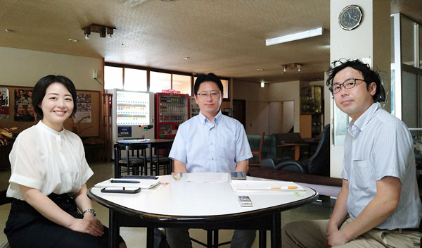 経営支援を行う田所氏、中野氏、小野寺氏