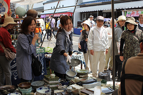 来年はリアル陶器市の楽しさも提供したい