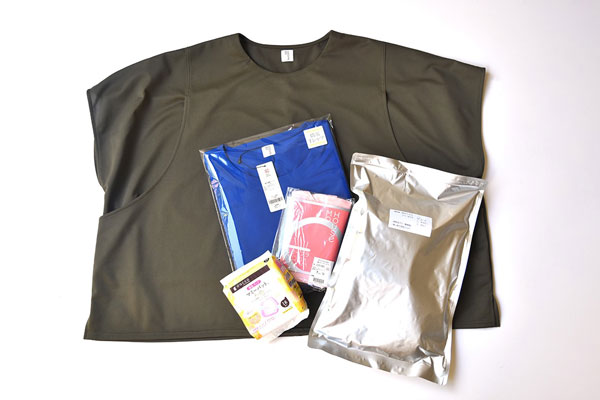 授乳服や授乳ブラなどをセットにした備蓄セット(防災キット)